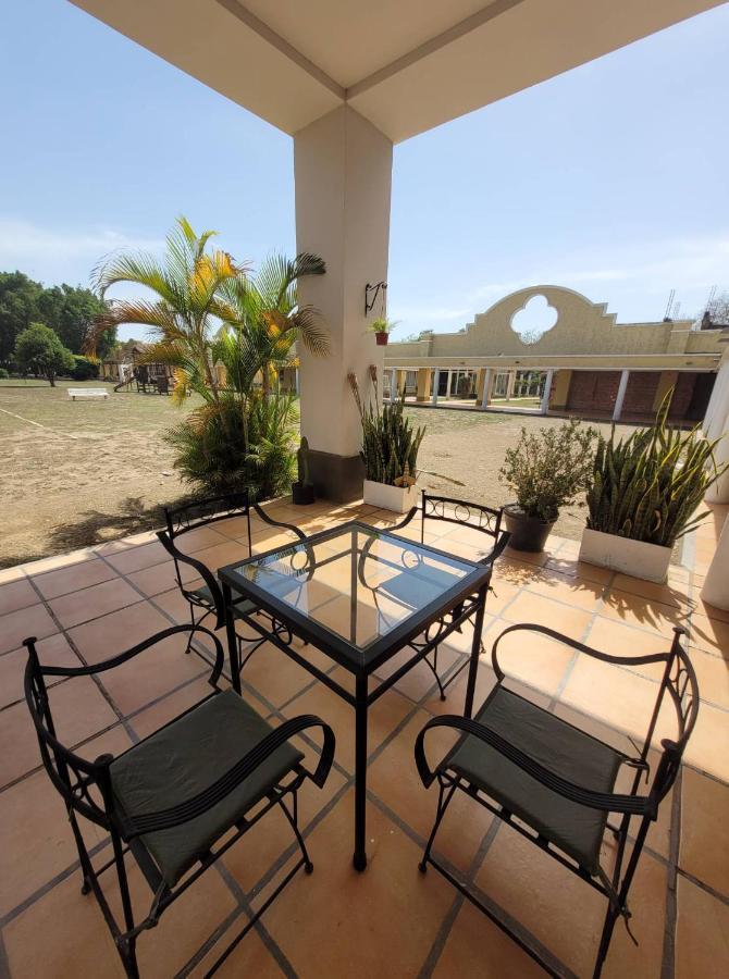 Hotel Portico Norte Tartagal Exteriör bild