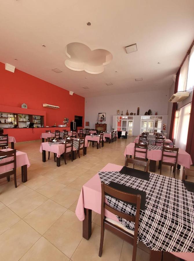 Hotel Portico Norte Tartagal Exteriör bild