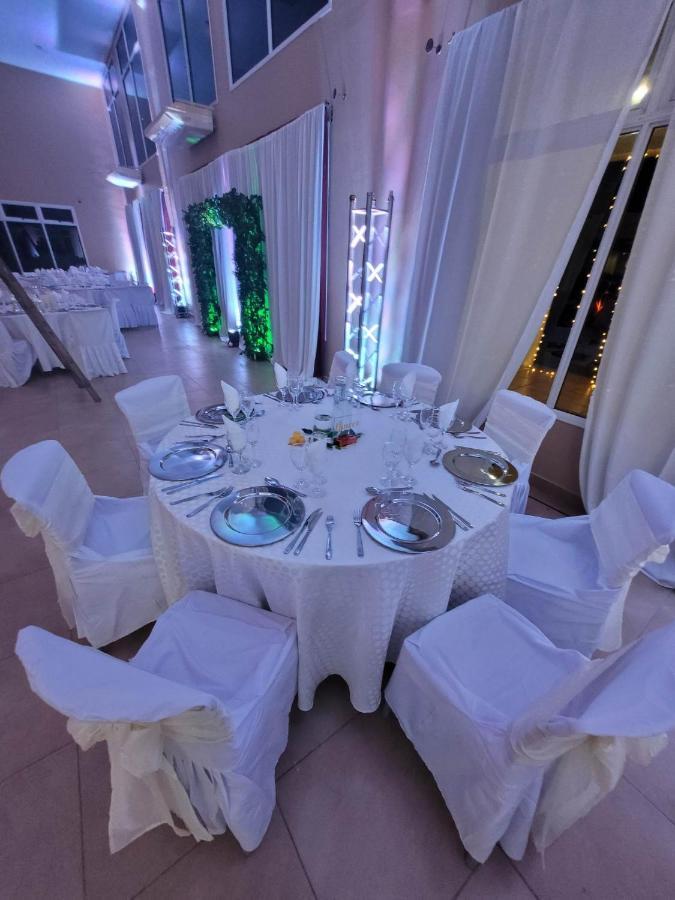 Hotel Portico Norte Tartagal Exteriör bild